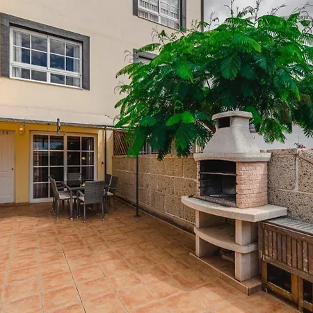 Διαμέρισμα Beautiful Duplex In