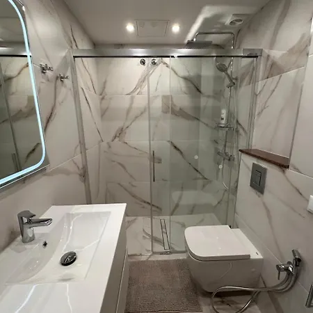 Beautiful Duplex In * Callao Salvaje