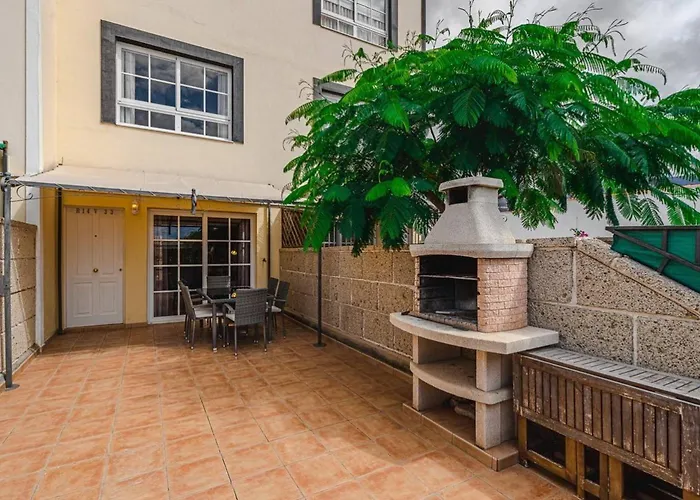 Διαμέρισμα Beautiful Duplex In